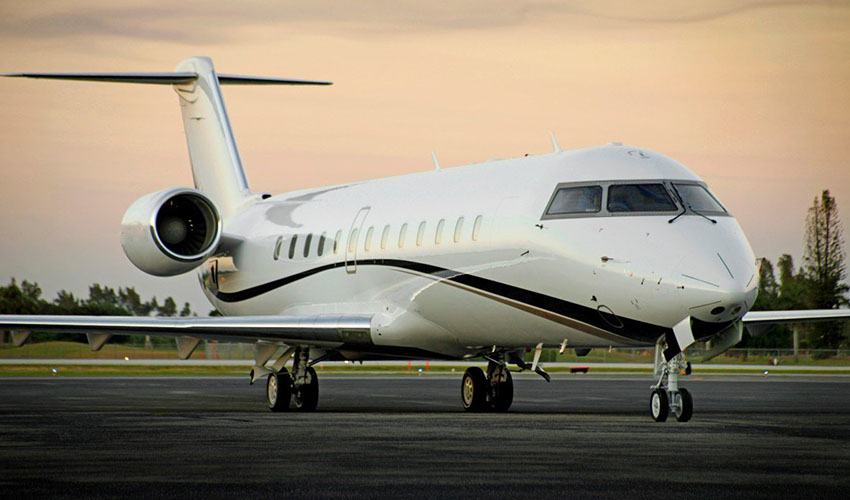 Private Jet Charter Challenger 850